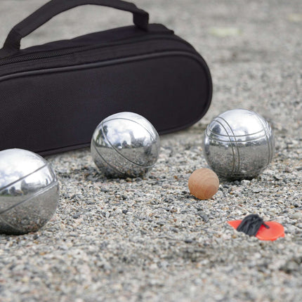 3 boules balls in a set