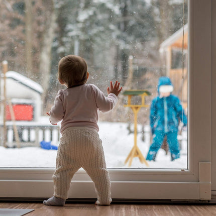 Putnu mājiņa ar statīvu