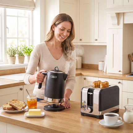 Melna 1,7 l tējkanna un 2 šķēļu tostera komplekts, 2200 W