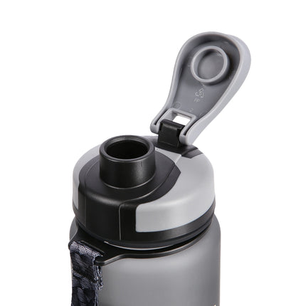 Melna tritāna ūdens pudele, 740 ml tilpums