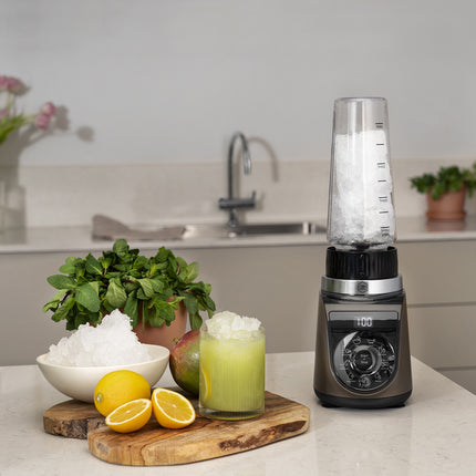 Blenderis, 1000 W, 8 automātiskās programmas, 700 ml līdzi ņemama pudele