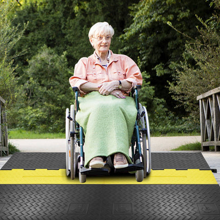 Cable Protector Ramp, 5-Channel Rubber, 10T Flip-Open