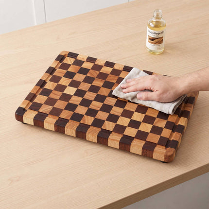 Chequered Wooden Chopping Board with Juice Groove, Acacia, Rubberwood