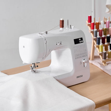 Computerized Sewing Machine, 60 Stitches, LED Screen, Pedal