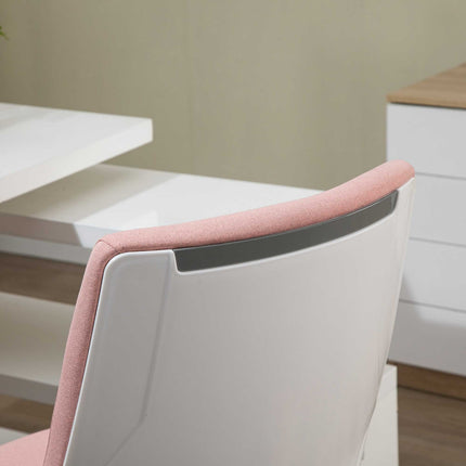 Ergonomisks biroja krēsls ar regulējamu augstumu, šūpošanās funkciju, biezi polsterētu atzveltni, 360° grozāmiem riteņiem