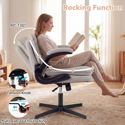 Ergonomisks bēšs biroja krēsls ar atlokāmiem roku balstiem un grozāmu rāmi