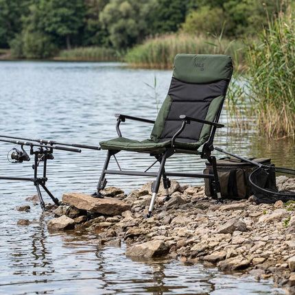 Makšķerēšanas krēsls ar atgāžamu atzveltni, 180 kg tērauda rāmis