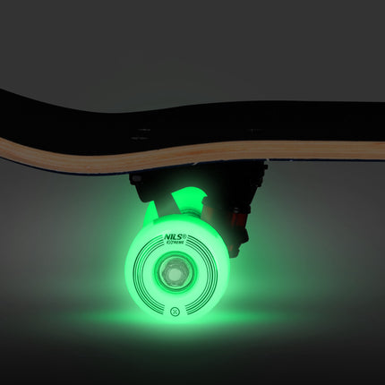 Fluorescējošs skrituļdēlis ar mirdzošiem riteņiem, 9 slāņu klājs