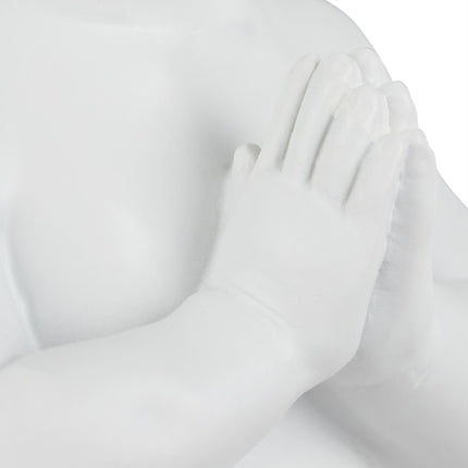 Kapu eņģelis lūdzas