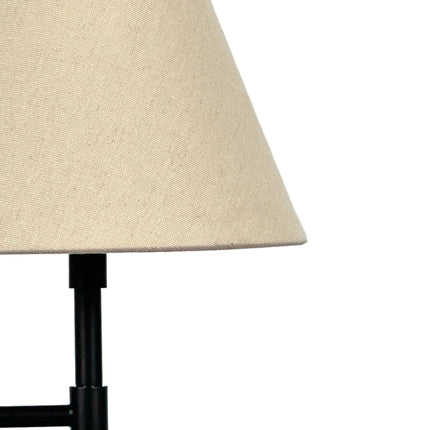 Iekštelpu sienas lampa ar melnu kronšteinu un lina abažūru