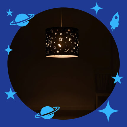 Bērnu piekaramā lampa ar kosmosa tematiku - planētas un zvaigznes