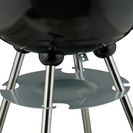 Liels katla BBQ grils ar riteņiem un pelnu savācēju