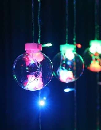 Gaismas aizkars 108 LED - daudzkrāsains 31V KŚ11345