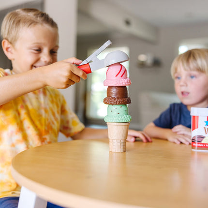 Melissa & Doug rotaļu komplekts Scoop & Stack saldējums