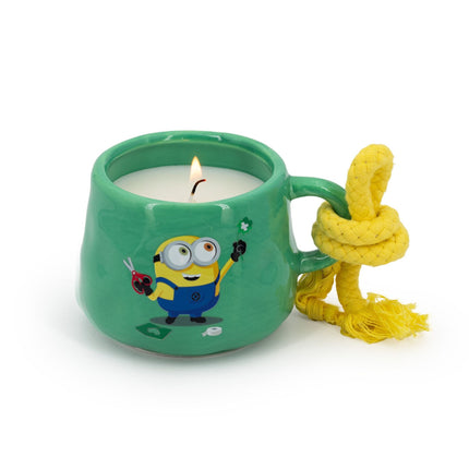 Aromātiskā svece "Minions" keramikas krūzē - augļu un ziedu aromāts