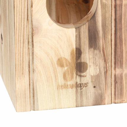 Nestbox liesmota pusdobuma audzētāja