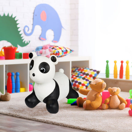 Panda lēkājošs dzīvnieks