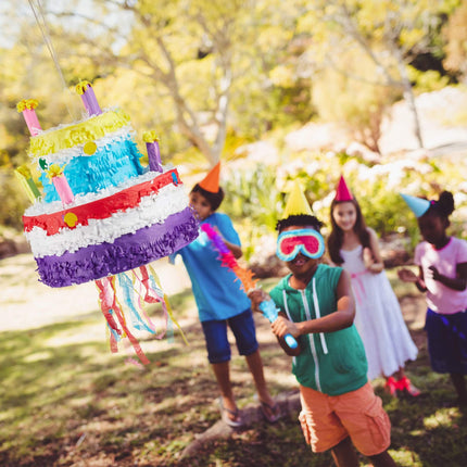 Pinatas dzimšanas dienas kūka