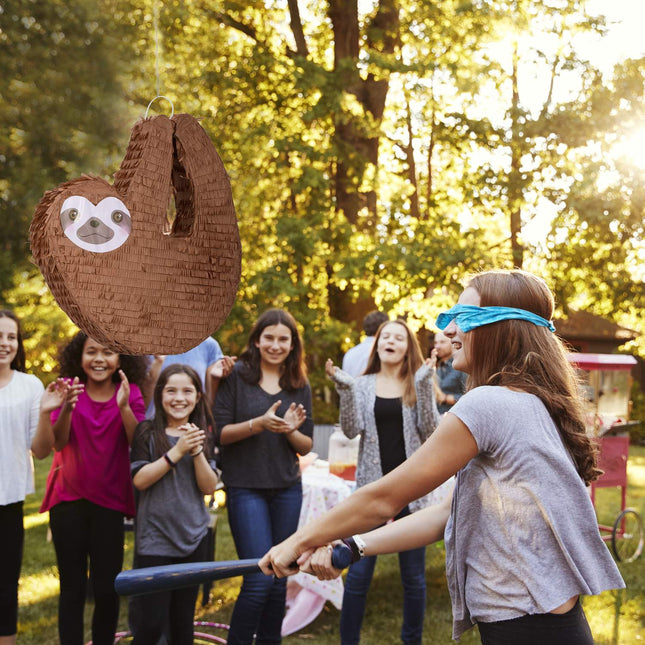 Pinata sliņķis ar nūju un masku
