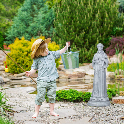 Reliģiska dārza statuja