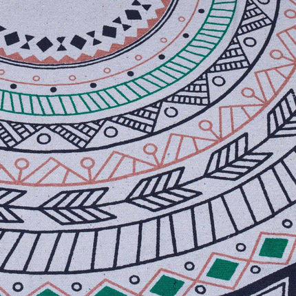 Apaļš paklājs ar mandalas rakstu