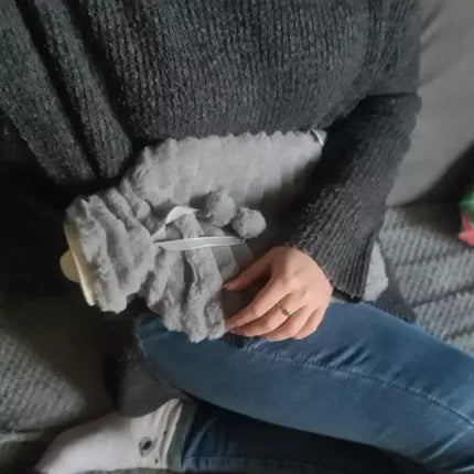 Gumijas karstā ūdens pudele vāciņā 2000ml Ruhhy 19806