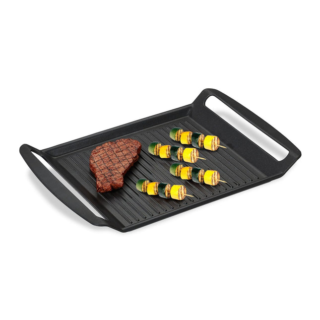 Stove with grill plate