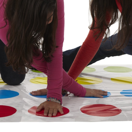 Twister ballīšu spēle