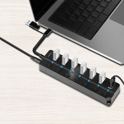 USB hub 7-port with separate On/Off buttons USB-C/USB-A in USB 3.2 Gen1