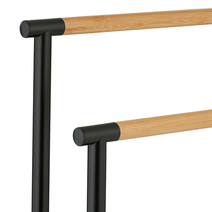 Vertical towel rail