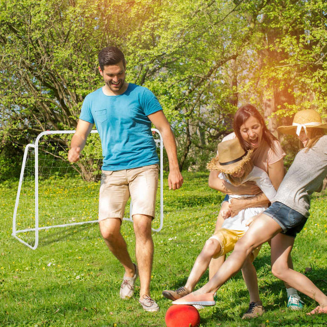 Balti futbola vārti ar tērauda rāmi
