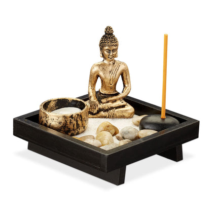 Zen dārzs ar Budu